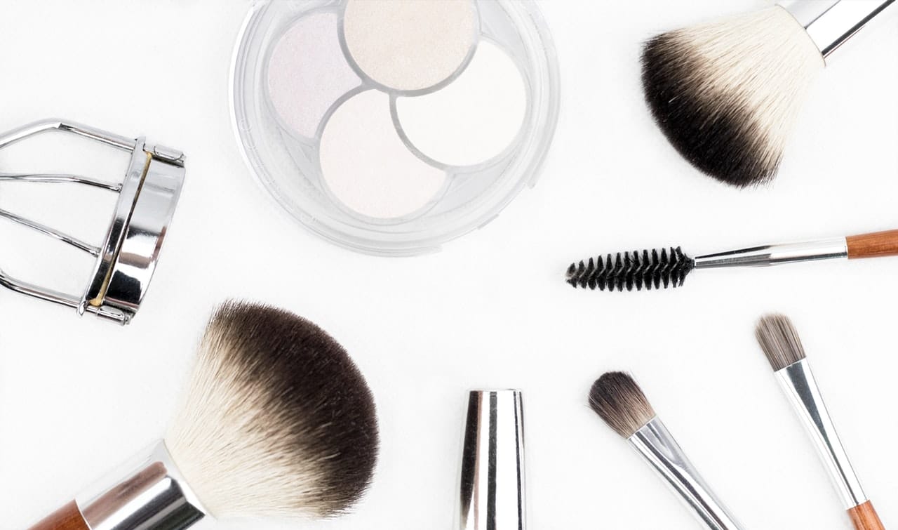 10-tips-make-up-remove-header-image