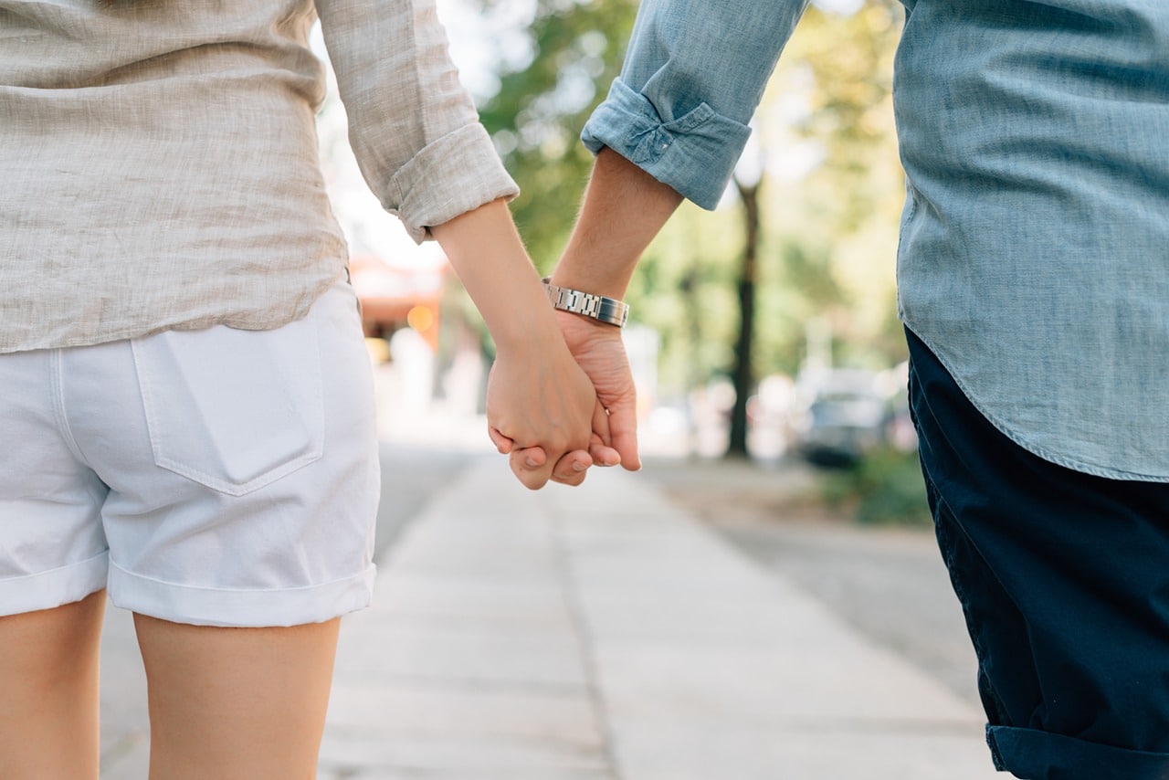 8-ways-age-gracefully-header-image