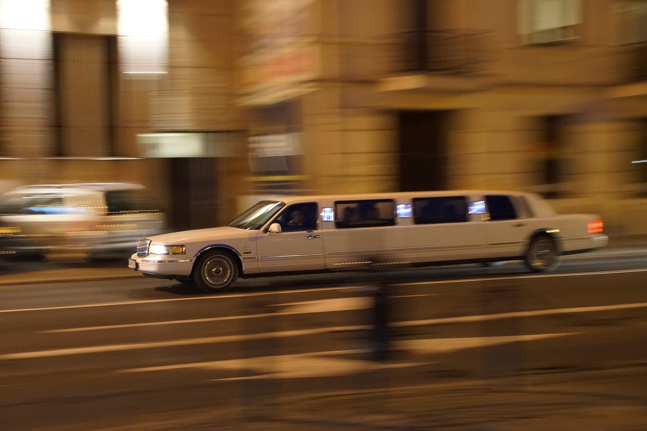 hiring-party-bus-limo-header-image